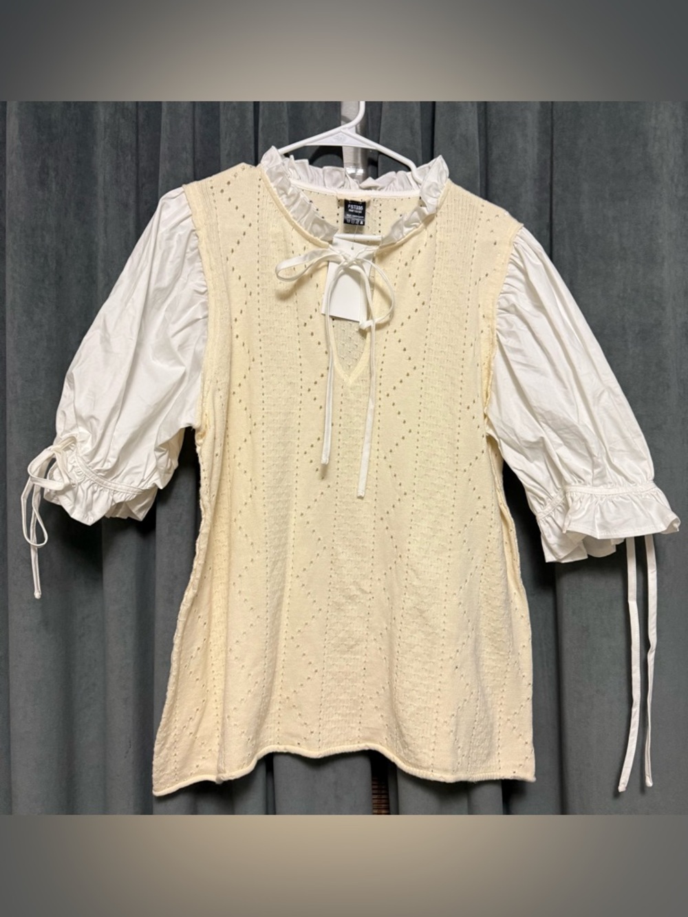 POL small women’s Cream Knit Overlay Blouse with White Puff Sleeves